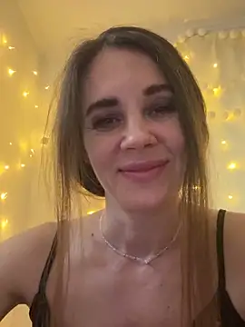 LucieMack online show from 3, 2, 2026