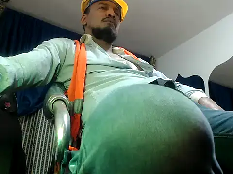 Snapshot of ElCaballeroNegro24 chatting on 21, 11, 2025 ElCaballeroNegro24 online show from 21, 11, 2025