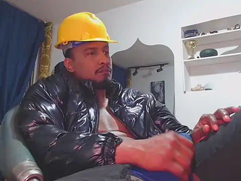 Snapshot of ElCaballeroNegro24 chatting on 26, 11, 2025 ElCaballeroNegro24 online show from 26, 11, 2025