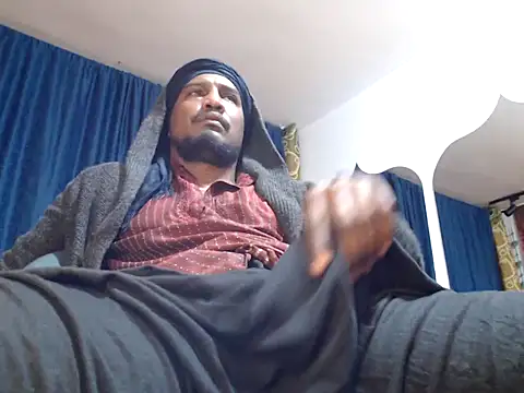 Snapshot of ElCaballeroNegro24 chatting on 17, 12, 2025 ElCaballeroNegro24 online show from 17, 12, 2025