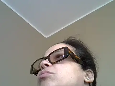 ITALIANASISIXX online show from 4, 3, 2025