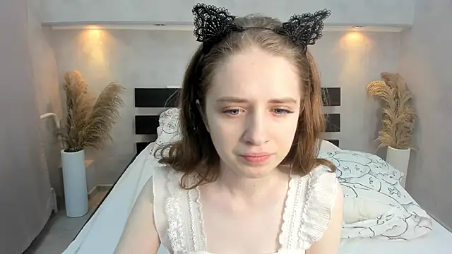 Camilla Kelly online show from 16, 10, 2025