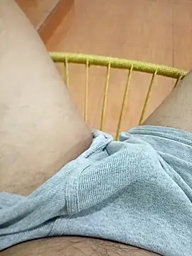 Snapshot of MasterVrgaagrande chatting on 15, 4, 2026 MasterVrgaagrande online show from 15, 4, 2026