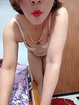 Snapshot of Rosalind_xxx chatting on 22, 4, 2026 Rosalind xxx online show from 22, 4, 2026