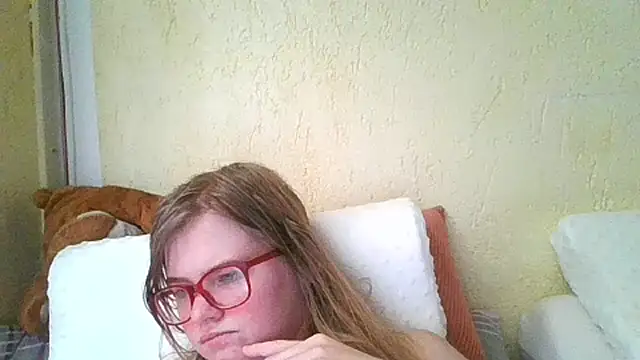 Snapshot of Moonolighta chatting on 9, 9, 2025 Moonolighta online show from 9, 9, 2025