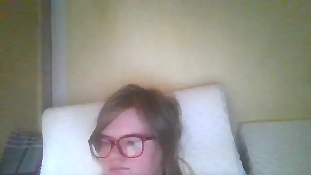 Snapshot of Moonolighta chatting on 12, 9, 2025 Moonolighta online show from 12, 9, 2025