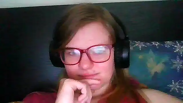 Snapshot of Moonolighta chatting on 23, 9, 2025 Moonolighta online show from 23, 9, 2025