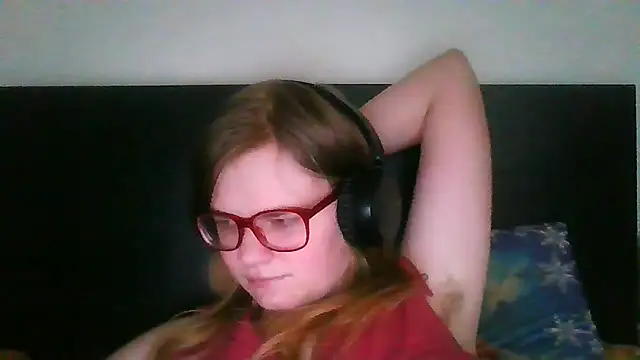 Snapshot of Moonolighta chatting on 29, 9, 2025 Moonolighta online show from 29, 9, 2025