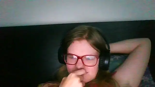 Snapshot of Moonolighta chatting on 30, 9, 2025 Moonolighta online show from 30, 9, 2025