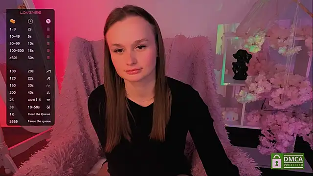 Snapshot of Lara_Vest chatting on 26, 9, 2025 Lara Vest online show from 26, 9, 2025