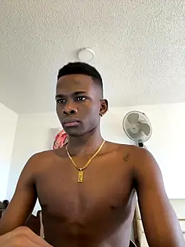 Snapshot of Brycce_santos chatting on 25, 9, 2025 Brycce santos online show from 25, 9, 2025