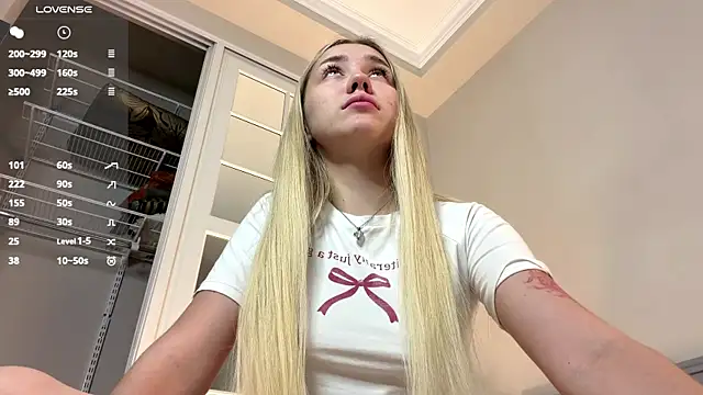 Snapshot of LilianBenskin chatting on 9, 6, 2026 LilianBenskin online show from 9, 6, 2026