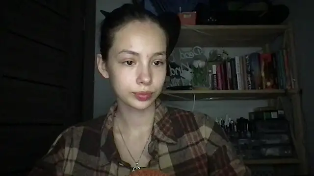 Yuna5343 online show from 18, 9, 2025