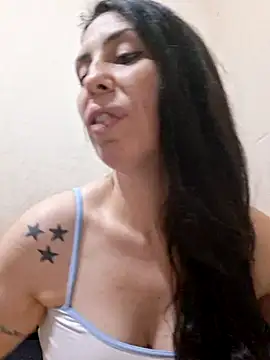 Snapshot of Lhcruz chatting on 17, 5, 2026 Lhcruz online show from 17, 5, 2026