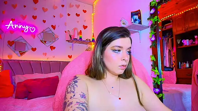 Anny Hurtado online show from 10, 9, 2025