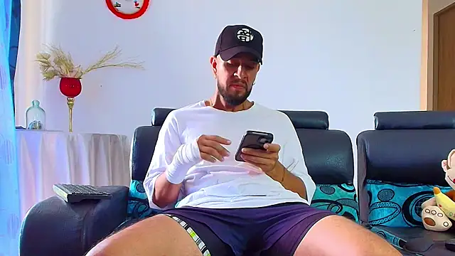 Snapshot of DaveSoldier chatting on 10, 1, 2026 DaveSoldier online show from 10, 1, 2026