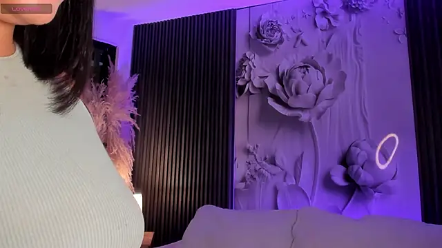 ShaniaDaniels online show from 4, 3, 2026