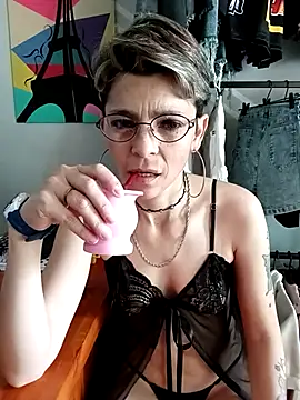 Lulypsicologasexual online show from 25, 10, 2025