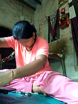 Snapshot of heena3355 chatting on 9, 9, 2025 heena3355 online show from 9, 9, 2025