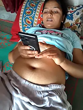 Snapshot of heena3355 chatting on 28, 10, 2025 heena3355 online show from 28, 10, 2025