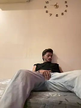Snapshot of seenu2101 chatting on 6, 8, 2026 seenu2101 online show from 6, 8, 2026