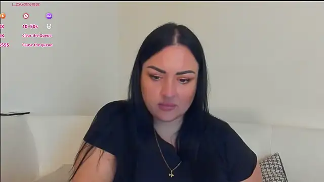 Snapshot of AliTemptress chatting on 7, 10, 2025 AliTemptress online show from 7, 10, 2025