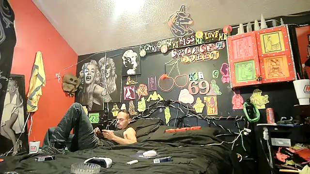 Snapshot of Splash_Queen420 chatting on 18, 7, 2026 Splash Queen420 online show from 18, 7, 2026