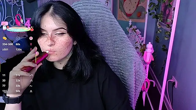 Dark Shine online show from 18, 9, 2025