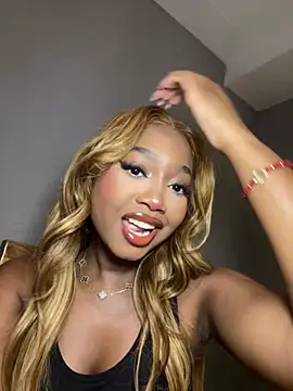 alisonn moon online show from 25, 7, 2026