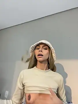 heloagreen  online show from 10, 9, 2025