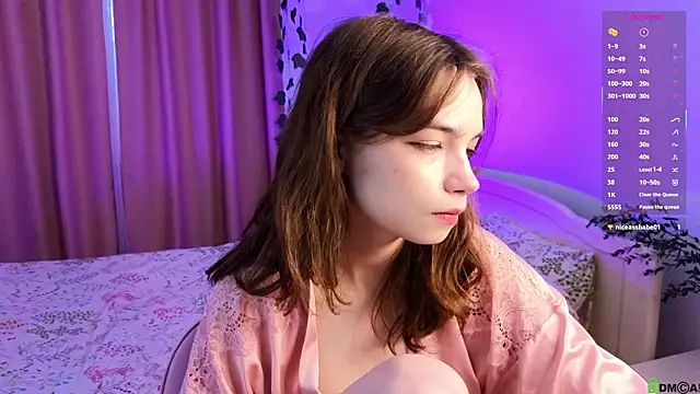 Snapshot of Evi_Brook chatting on 20, 2, 2026 Evi Brook online show from 20, 2, 2026