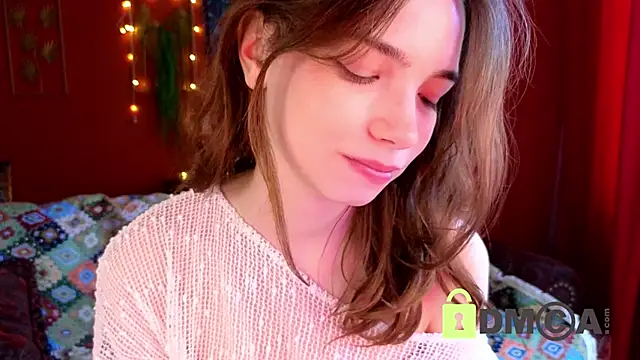 Snapshot of Evi_Brook chatting on 6, 6, 2026 Evi Brook online show from 6, 6, 2026