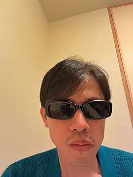 iiiviviii online show from 23, 11, 2025