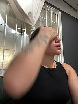 Alyha Cortes online show from 9, 2, 2026