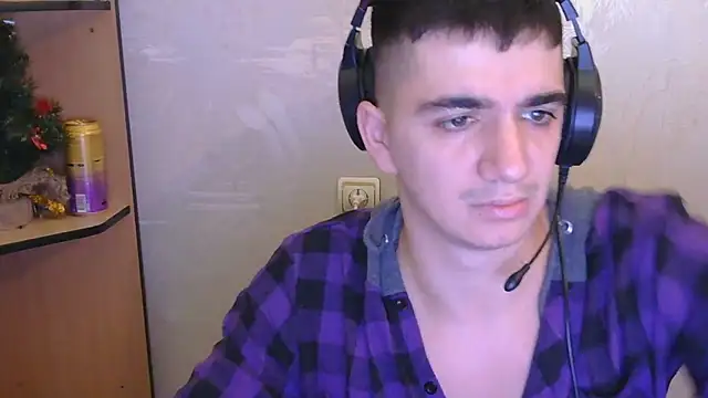 Snapshot of Victoria_ooo chatting on 31, 10, 2025 Victoria ooo online show from 31, 10, 2025