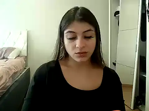 Snapshot of Becca_B chatting on 3, 5, 2026 Becca B online show from 3, 5, 2026