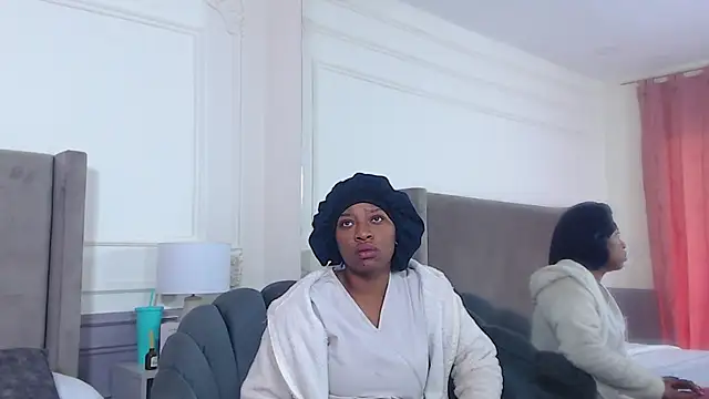 NatashaSilver online show from 25, 11, 2025