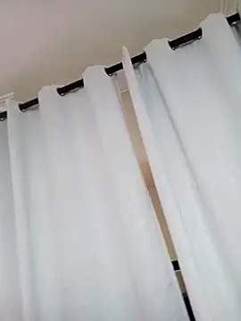 Snapshot of kim7_ chatting on 8, 9, 2025 kim7 online show from 8, 9, 2025