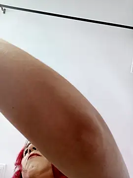 Snapshot of kim7_ chatting on 16, 9, 2025 kim7 online show from 16, 9, 2025