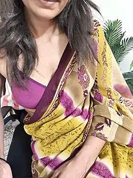 Shalu G online show from 9, 11, 2025