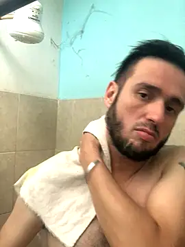 Alexitho25 online show from 5, 10, 2025