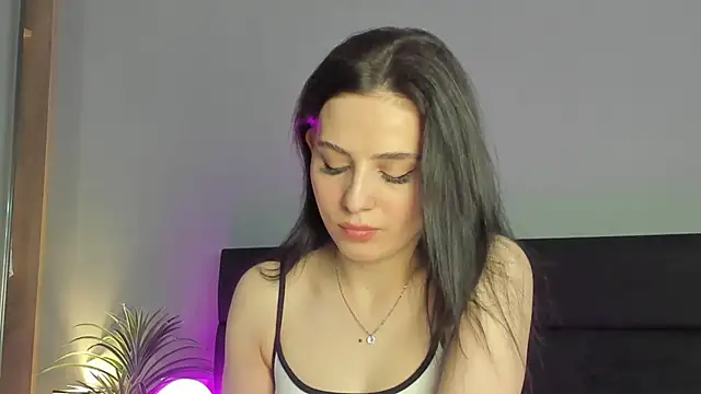 Forever Smiler online show from 13, 11, 2025