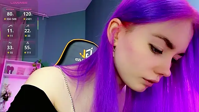 Snapshot of Kiara_Dream chatting on 15, 10, 2025 Kiara Dream online show from 15, 10, 2025