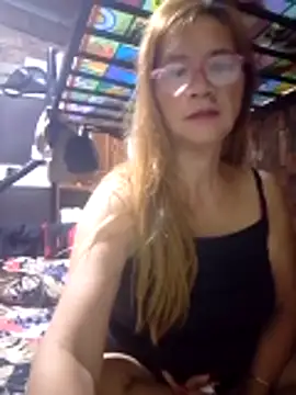 SexyHottMom online show from 17, 1, 2026