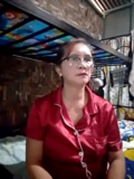 Snapshot of SexyHottMom chatting on 21, 4, 2026 SexyHottMom online show from 21, 4, 2026