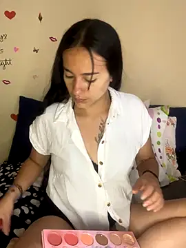 Snapshot of MiaRousexxx_ chatting on 29, 9, 2025 MiaRousexxx online show from 29, 9, 2025