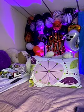 Snapshot of MiaRousexxx_ chatting on 31, 10, 2025 MiaRousexxx online show from 31, 10, 2025