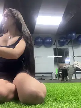 MiaRousexxx  online show from 20, 12, 2025