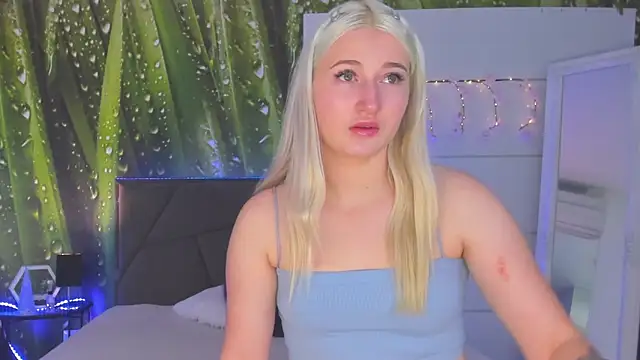 HollyTailors online show from 18, 11, 2025