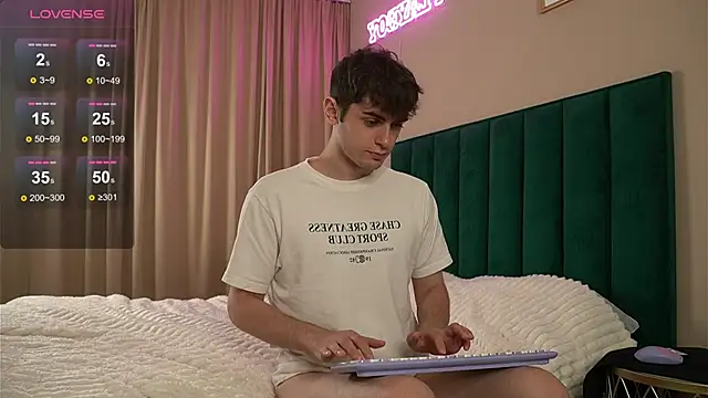 Snapshot of fordenisk chatting on 19, 9, 2025 fordenisk online show from 19, 9, 2025